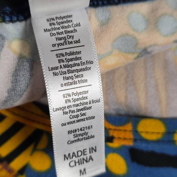 LuLaRoe Classic Tee M Geometric Abstract Hi Low Top - Picture 6 of 7